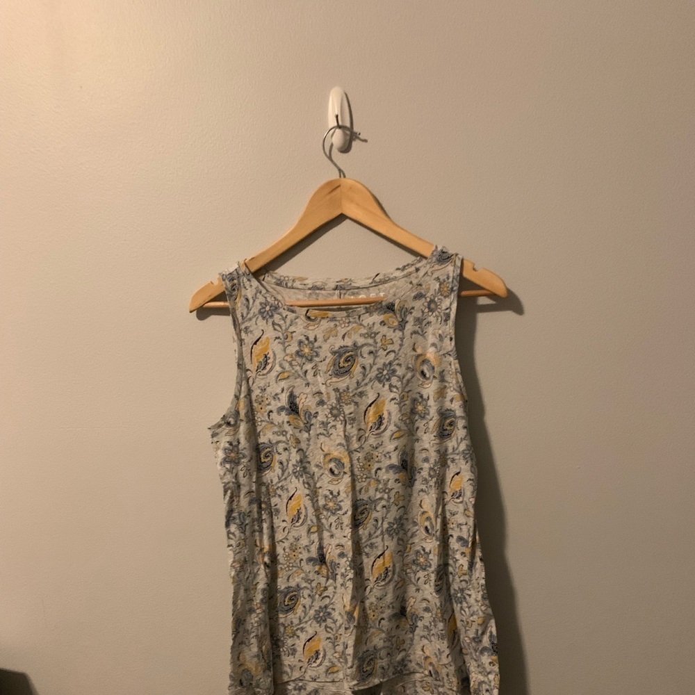 Loft tank top